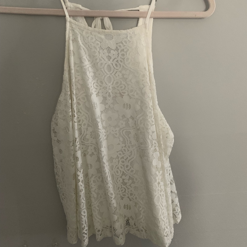 Hollister blouse size small cream color